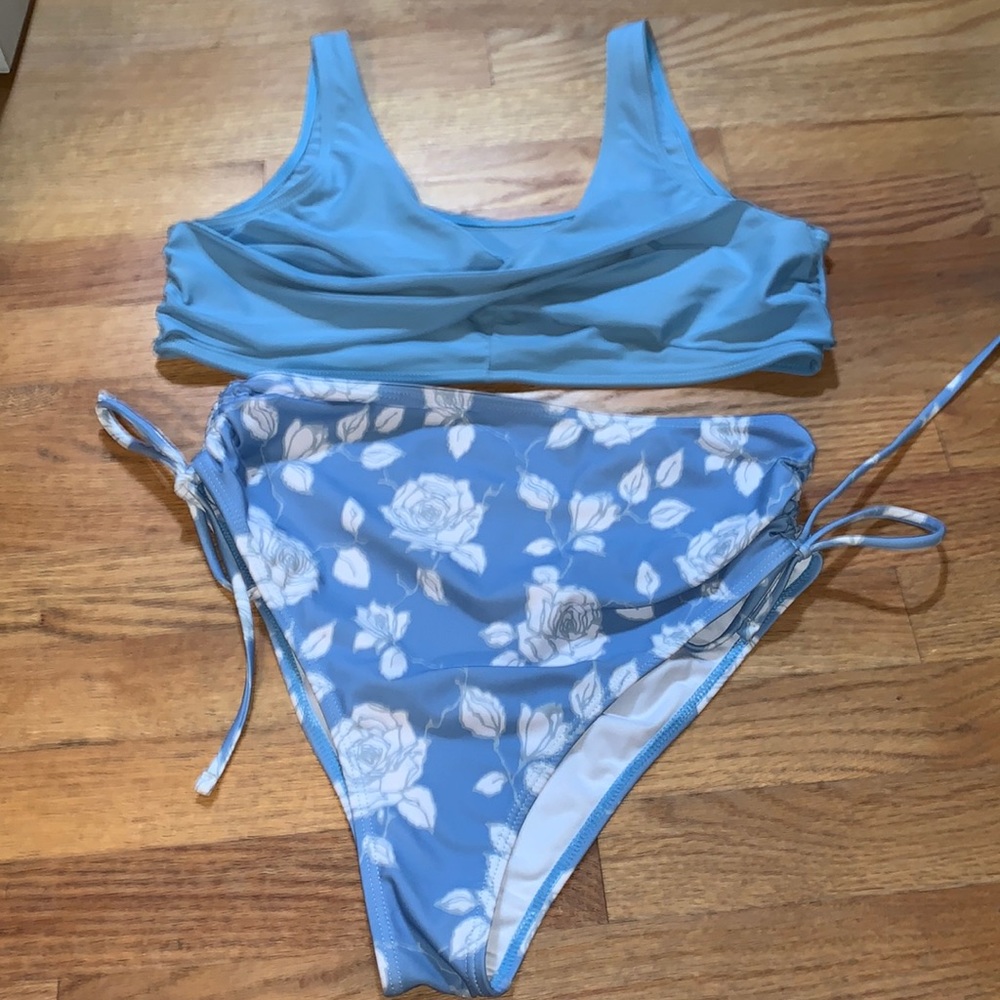 Cupshe bikini size large